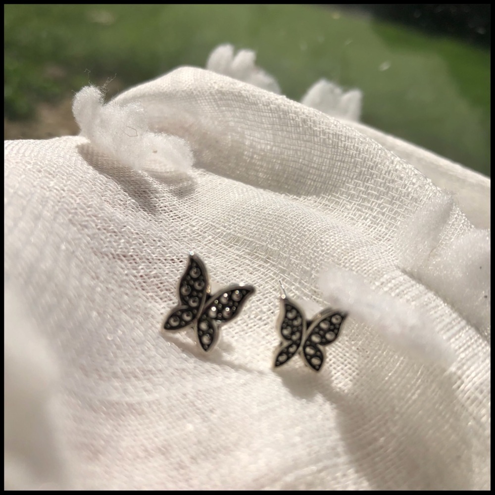 Earrings 2 for $15